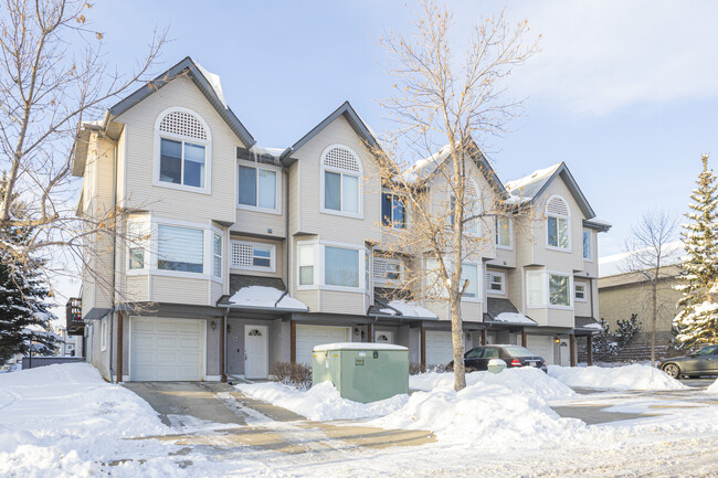 Sandarac Villas in Calgary, AB - Building Photo - Primary Photo