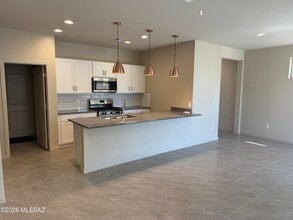 8829 N Sherry Cervi Wy in Tucson, AZ - Building Photo - Building Photo