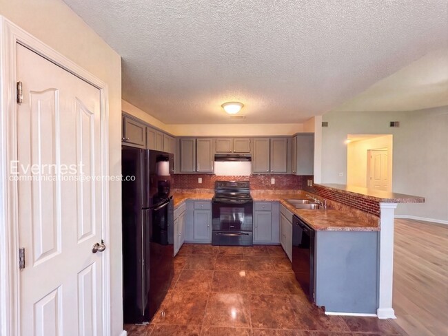 7312 Durango Dr in Horn Lake, MS - Building Photo - Building Photo