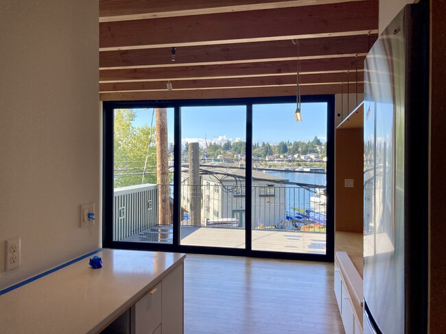 property at 2950 Fairview Ave E