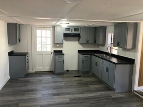 1690 Oakdale Dr in Lancaster, SC - Building Photo - Building Photo