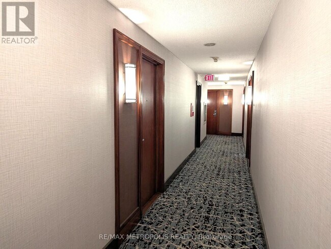 68 Corporate Dr in Toronto, ON - Building Photo - Building Photo