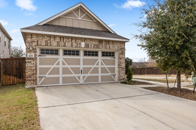 property at 805 Sandhill Branch Dr