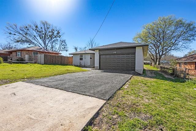 1116 Oxbow Ln in Dallas, TX - Building Photo - Building Photo