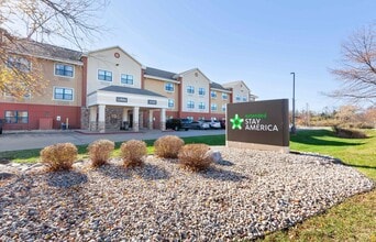 Furnished Studio-Appleton - Fox Cities in Appleton, WI - Foto de edificio - Building Photo