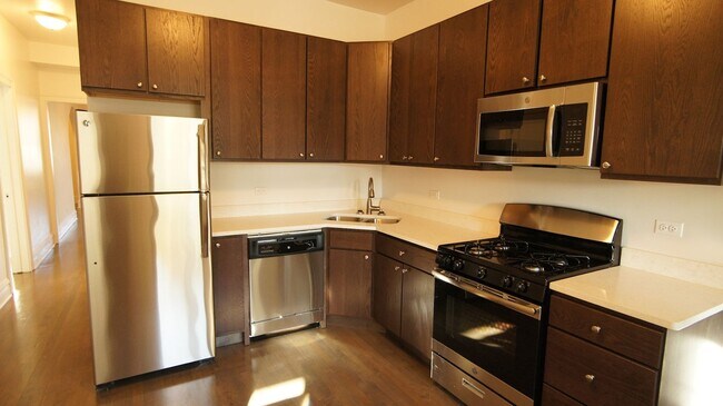 property at 2896 N Milwaukee Ave
