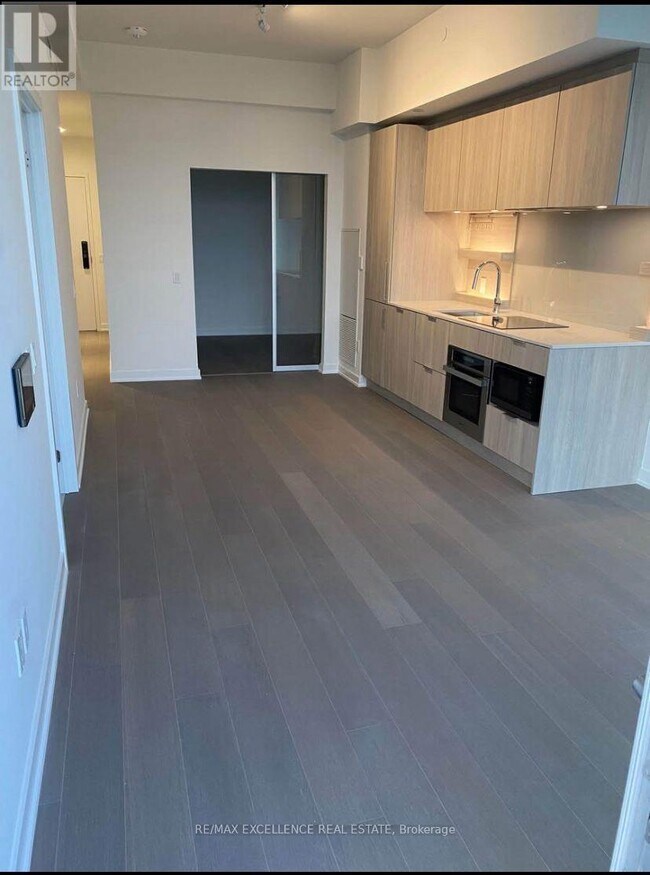 28 Ann St in Mississauga, ON - Building Photo - Building Photo