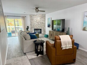 622 Seawatch Cove in Virginia Beach, VA - Building Photo - Building Photo