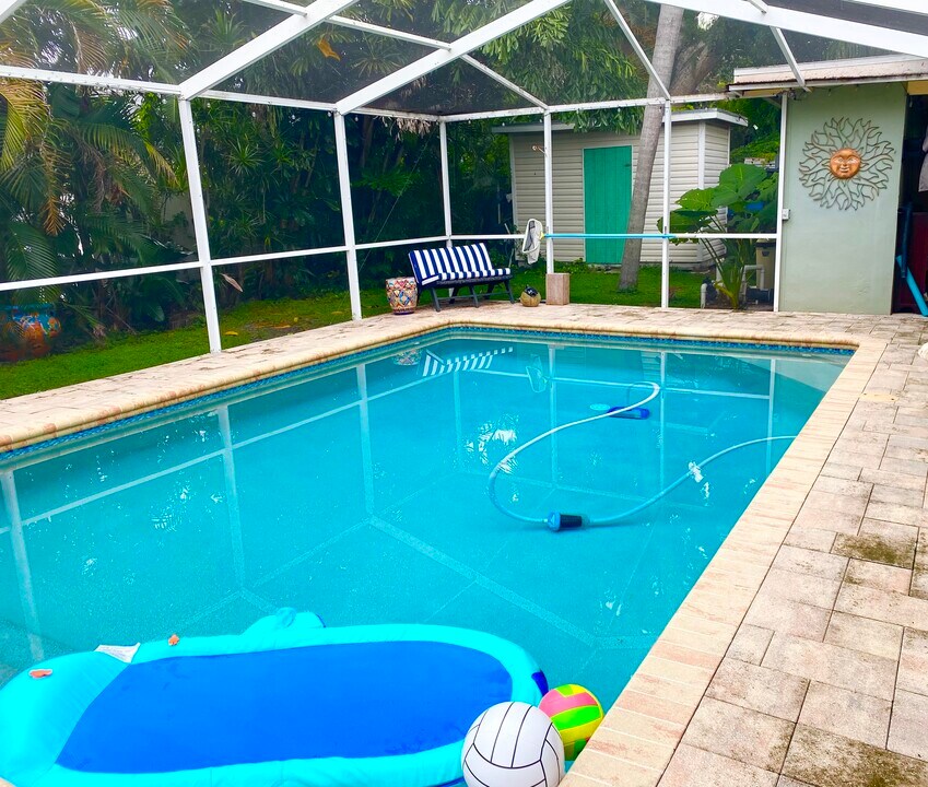 6511 Flamingo Way S in St. Petersburg, FL - Building Photo