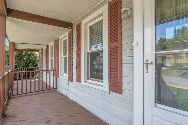 22 Firth St in Cornwall, NY - Building Photo - Building Photo