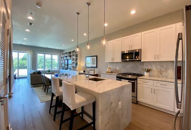 225 20th St NE in Washington, DC - Building Photo - Building Photo