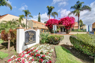 Villa del Sol Apartments