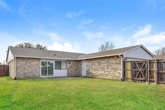 741 Cambridge Dr in Plano, TX - Building Photo - Building Photo