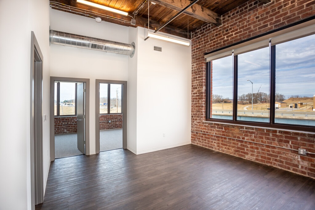 The Station Lofts at the Riverfront Apartments in Leavenworth, KS