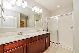 1368 Cassidy Knoll Dr in Kissimmee, FL - Foto de edificio - Building Photo