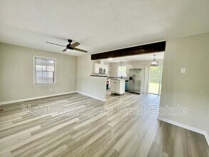 7566 Carrollburg Dr in Fayetteville, NC - Building Photo - Building Photo