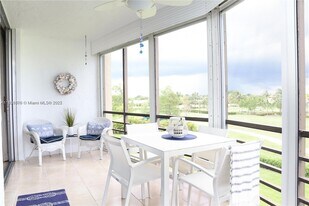 23099 Barwood Ln N in Boca Raton, FL - Building Photo
