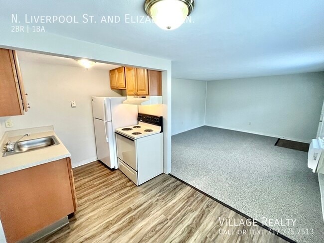 55 N Liverpool St in Manchester, PA - Building Photo - Building Photo