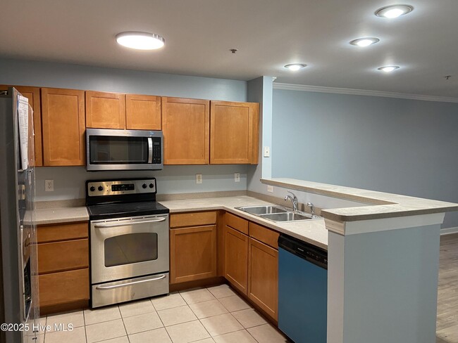 2801 Bloomfield Ln in Wilmington, NC - Building Photo - Building Photo