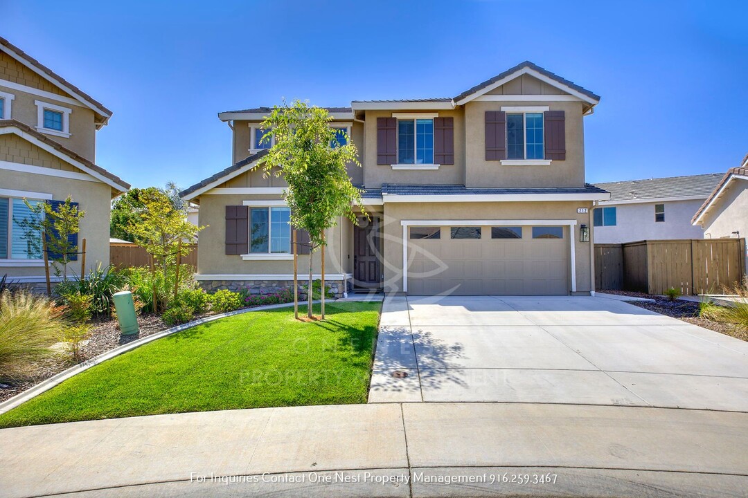 212 Le Bourget Cir in Lincoln, CA - Building Photo