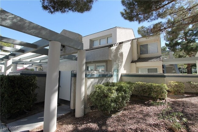 property at 2748 Lodestone Dr