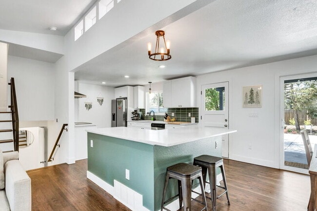 property at 6029 Oak St