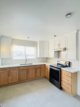 889 W 8th St in Upland, CA - Foto de edificio - Building Photo