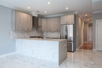 225 Columbia Ave in Jersey City, NJ - Building Photo - Building Photo
