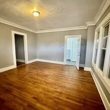 8790 Kimberly Ct in Detroit, MI - Building Photo - Building Photo