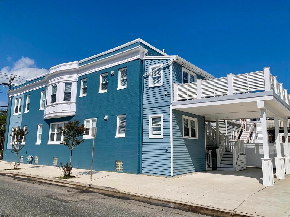 6624 Ventnor Ave in Ventnor City, NJ - Building Photo