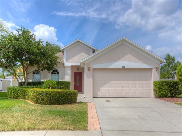 1345 Brooke View Dr in Odessa, FL - Building Photo