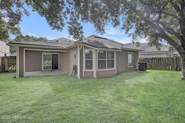 property at 2105 S Cranbrook Ave