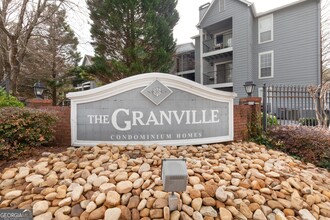 602 Granville Ct in Atlanta, GA - Building Photo - Building Photo