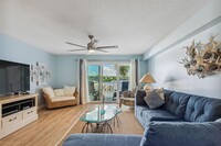 19201 Vista Ln in Indian Shores, FL - Building Photo - Building Photo