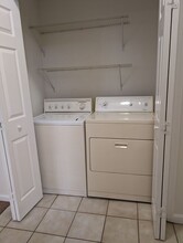 4126 SW 15 Pl in Gainesville, FL - Building Photo - Building Photo