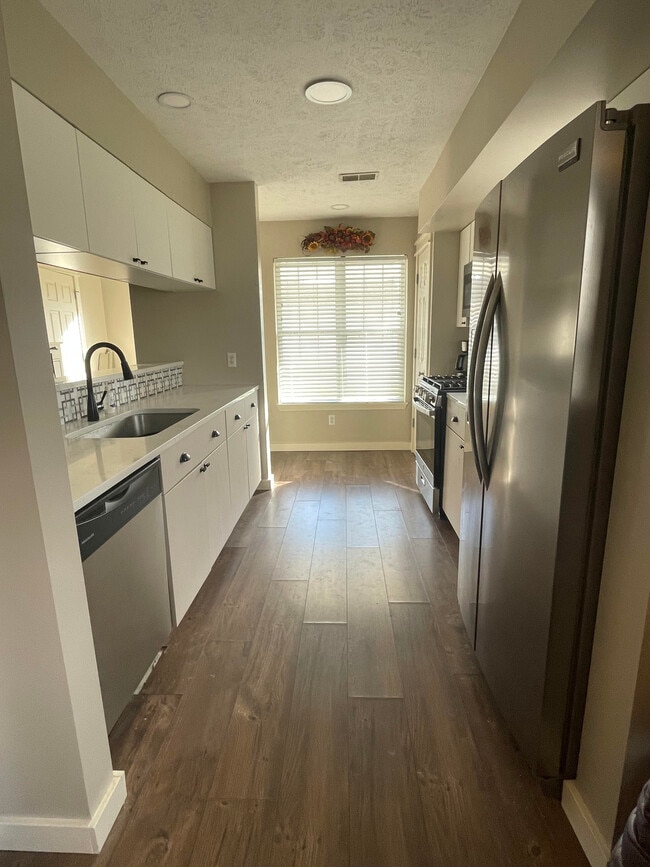 7014 S Cannon Place Dr, Unit 7014 S Cannon Place in Rockford, MI - Building Photo - Building Photo