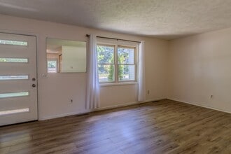 606 Rose St in Traverse City, MI - Building Photo - Building Photo