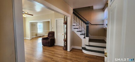 52 Davis St in New Haven, CT - Building Photo - Building Photo