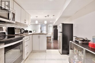 207 Cedarvale Ave in Toronto, ON - Building Photo - Building Photo