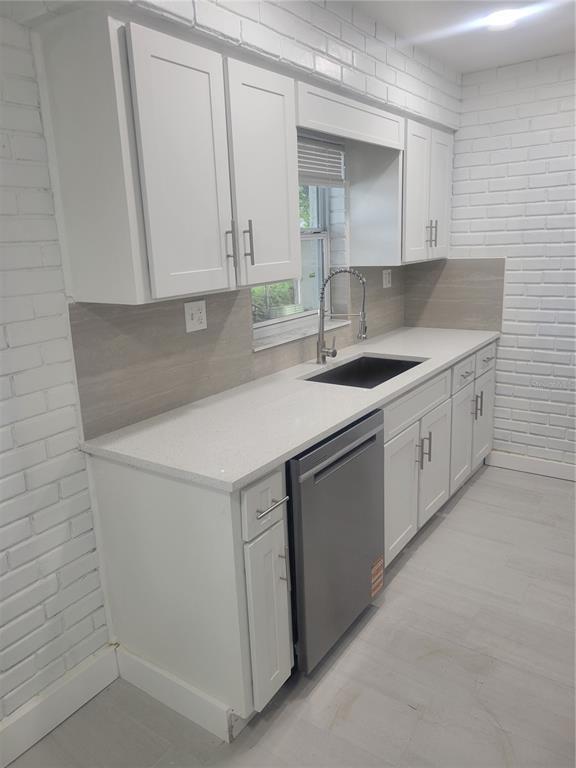 904 Winchester Ct in Brandon, FL - Building Photo - Building Photo