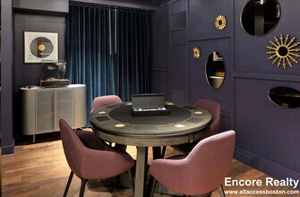 75 St Alphonsus St, Unit 1703 in Boston, MA - Foto de edificio - Building Photo