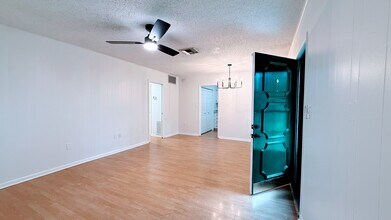 3429 S Polk Ave in Lakeland, FL - Building Photo - Building Photo