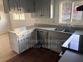 12321 Constitution Ave NE in Albuquerque, NM - Building Photo - Building Photo