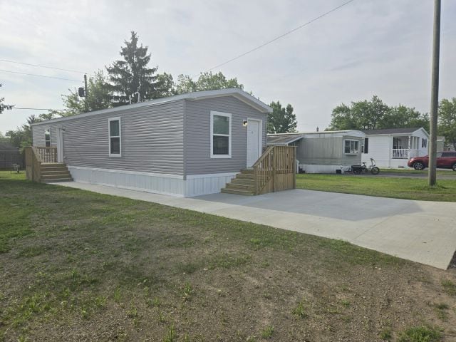 property at 1424 East Dr