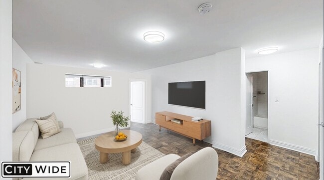 96 Fifth Ave in New York, NY - Building Photo - Building Photo