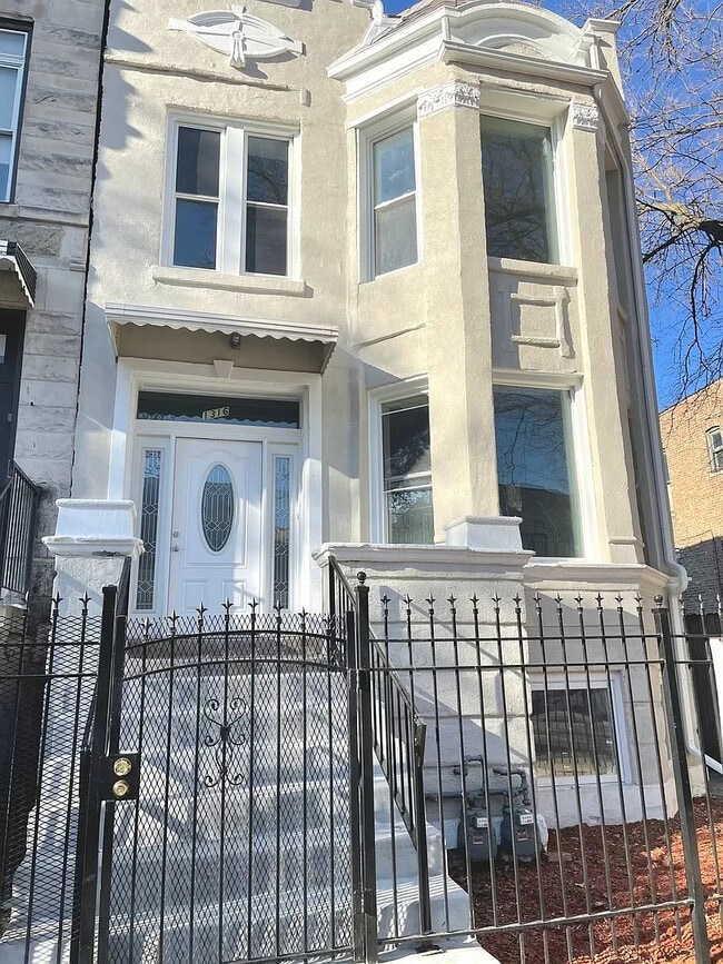 1316 S Millard Ave, Unit 2