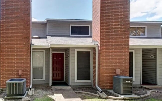 property at 1501 Stallings Dr