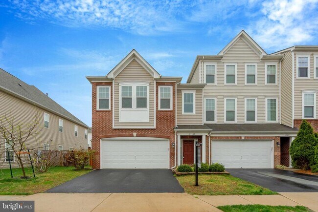property at 41841 Diabase Square