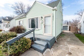 14921 Myola Ave in Warren, MI - Building Photo - Building Photo