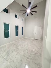 703 Pedro St, Unit 3 in Mission, TX - Building Photo - Building Photo